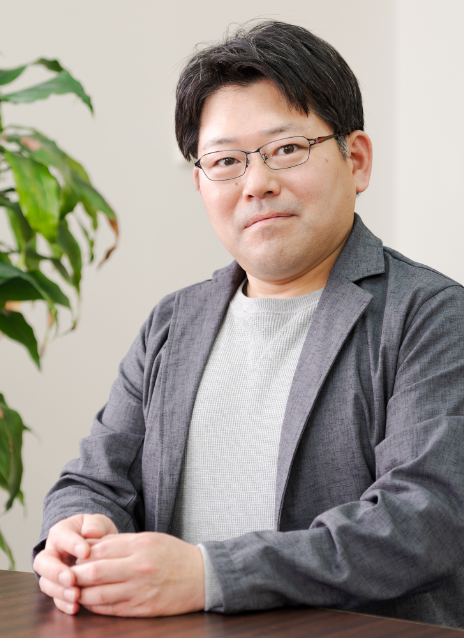 築山 政範